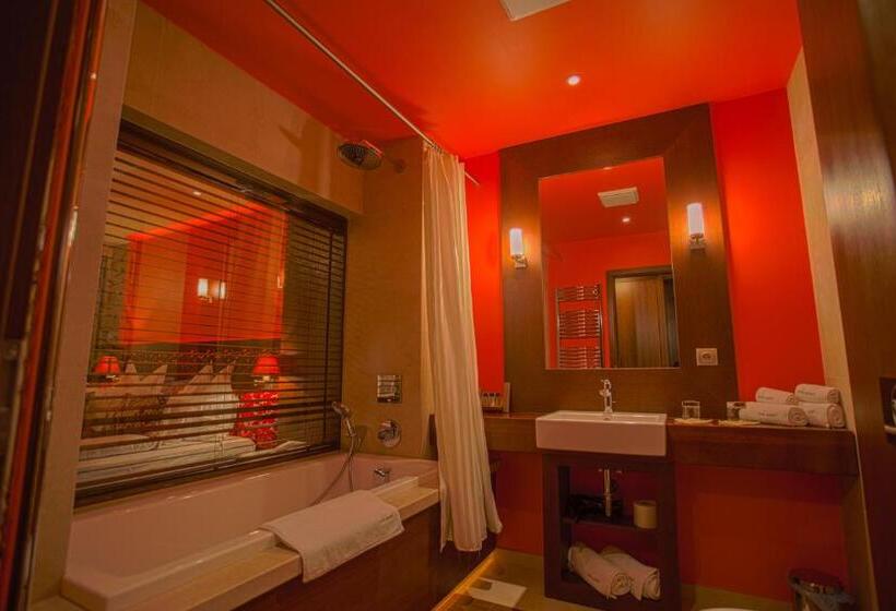 Номер Deluxe Вид на Озеро, Mala Garden Design