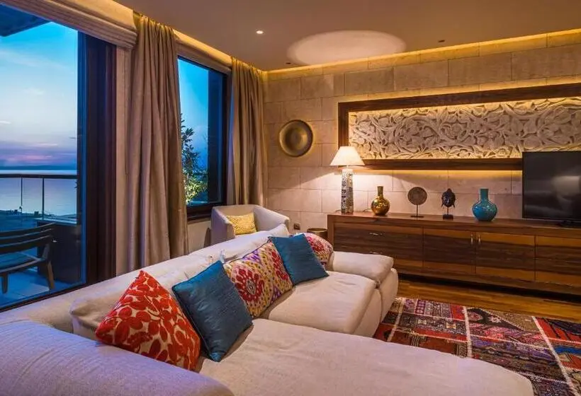 سوئیت با چشم‌انداز, Mala Garden Design
