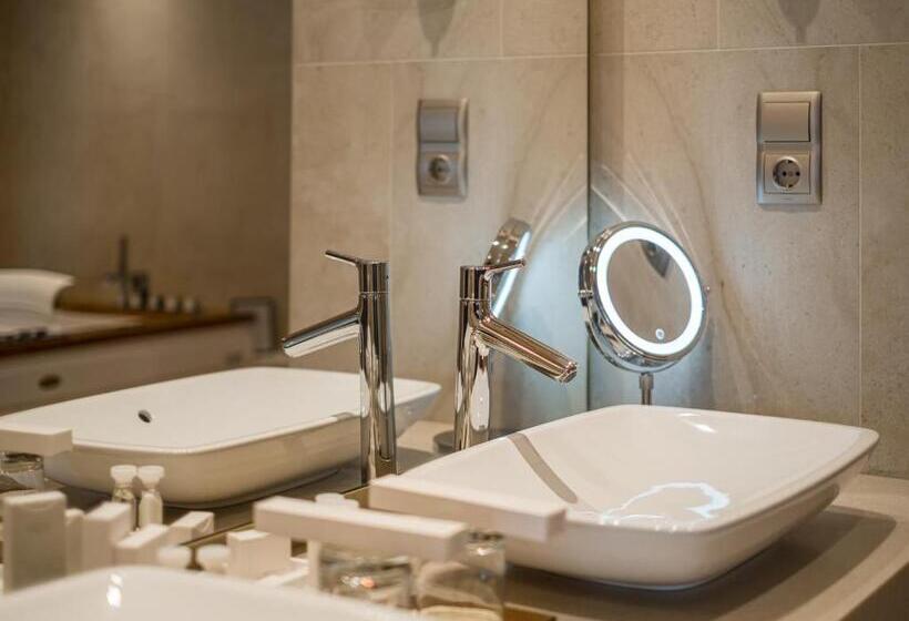 Люкс с Видом, Mala Garden Design