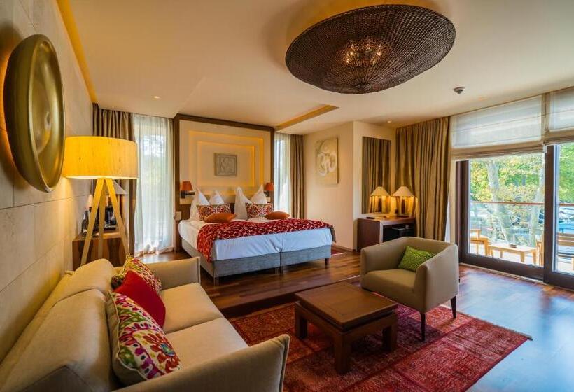 Люкс, Mala Garden Design