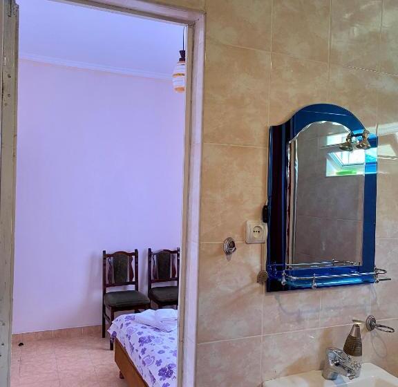 חדר סטנדרט יחיד, Noravank B&b