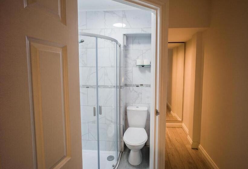 标准间, Victoria Lodgings London