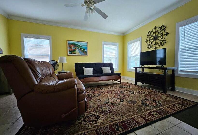 Дом 1 Спальня, Perdido Key Purple Parrot Resort