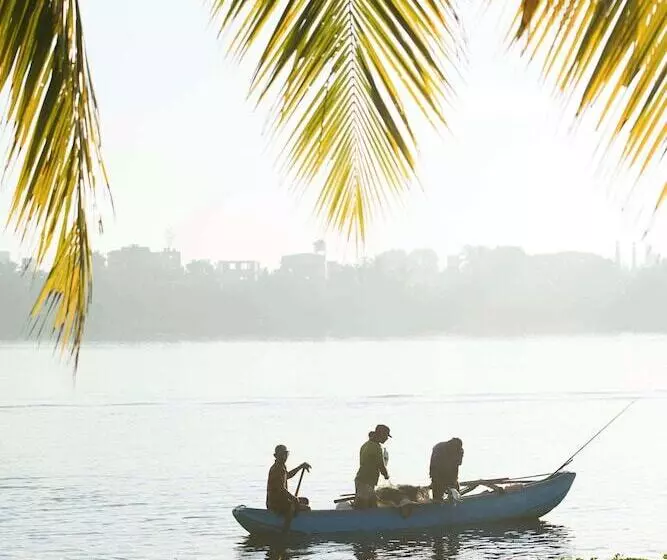 レイクビューデラックスルーム, Avani Kalutara Resort