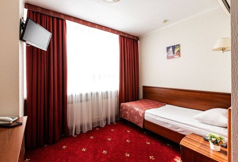 标准单人间, Amaks Congress