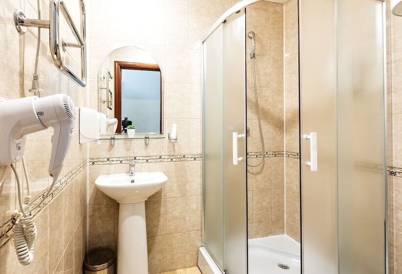 标准间, Amaks Congress