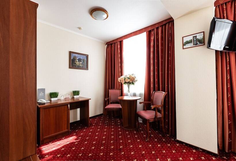 标准工作室, Amaks Congress