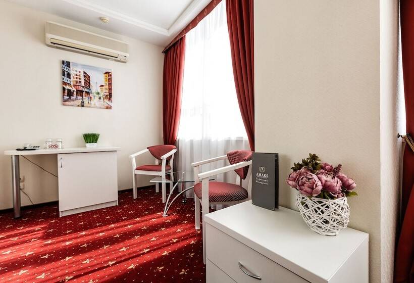 标准工作室, Amaks Congress