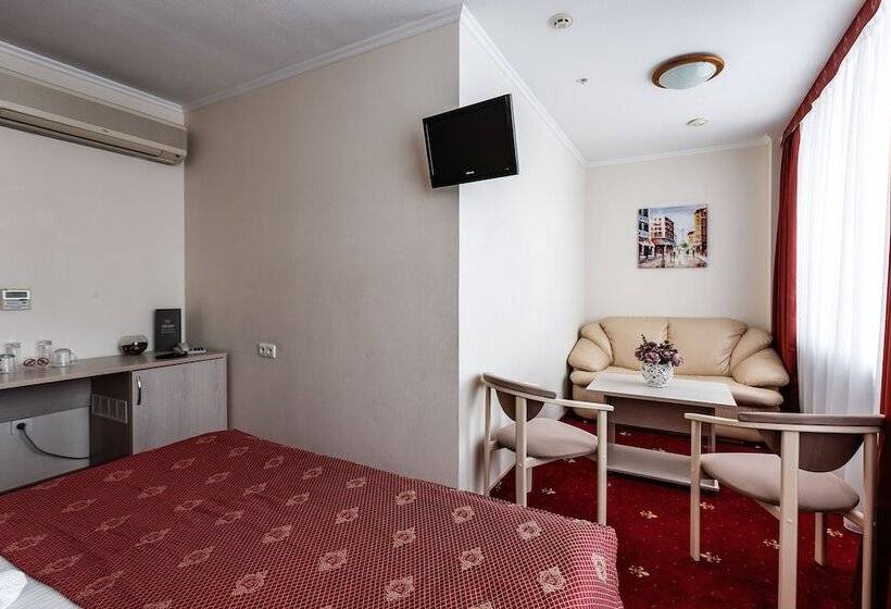 标准工作室, Amaks Congress