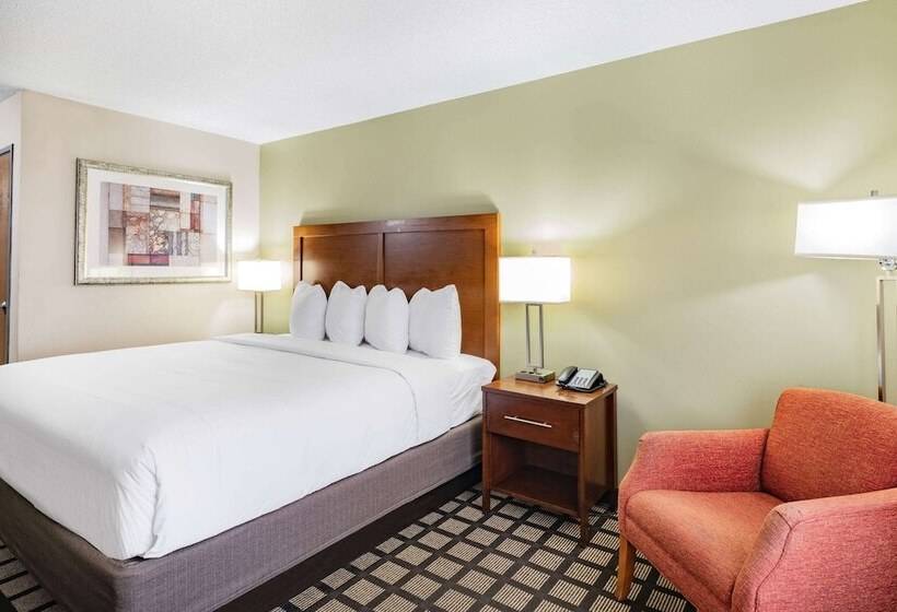 디럭스 스위트, Baymont By Wyndham Gurnee