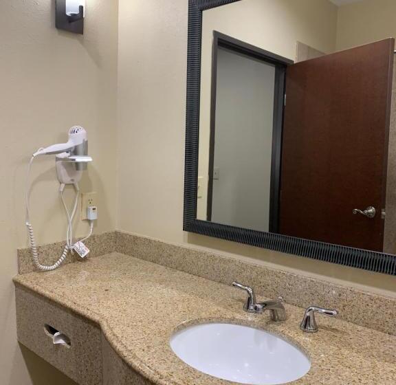 스위트, Comfort Suites Beaumont I10