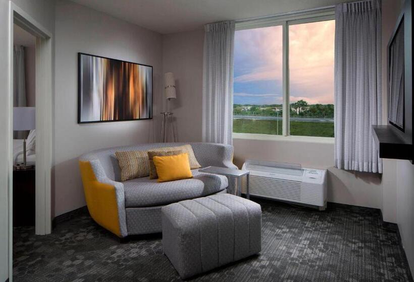 Стандартный Номер Кровать Кинг, Courtyard Miami Dadeland