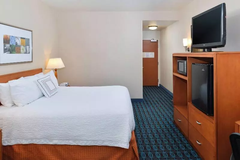 Standard-huone King-vuode, Fairfield Inn And Suites By Marriott Elk Grove