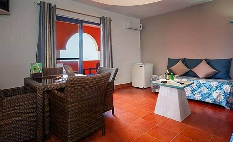 Deluxe Suite Sea View