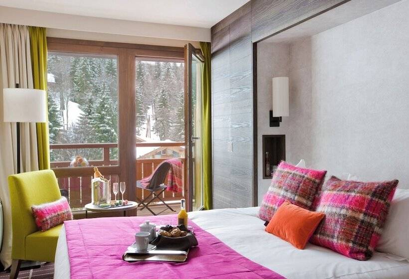 اتاق کلاسیک, Le Savoy