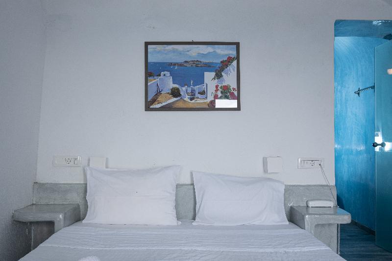 Номер Стандартный с Видом, Loucas On The Cliff