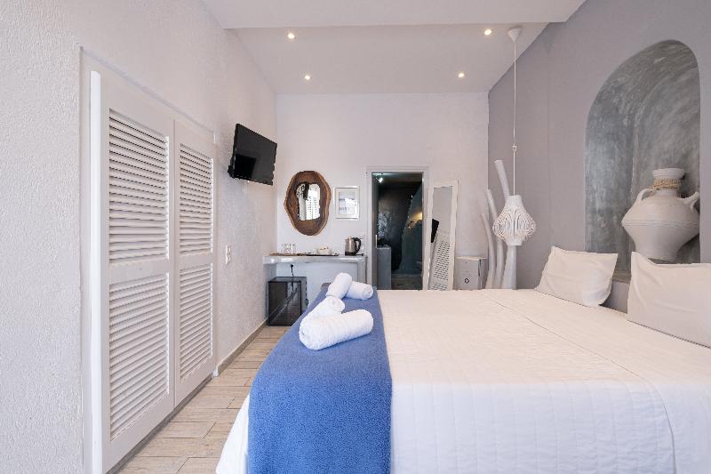 Номер Стандартный с Видом, Loucas On The Cliff