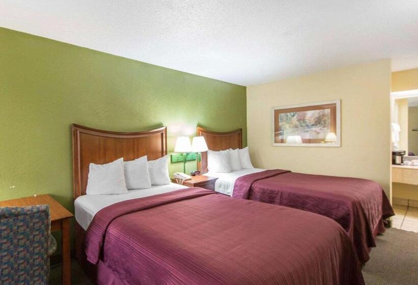 اتاق استاندارد با 2 تخت دوبل, Quality Inn Merchants Drive