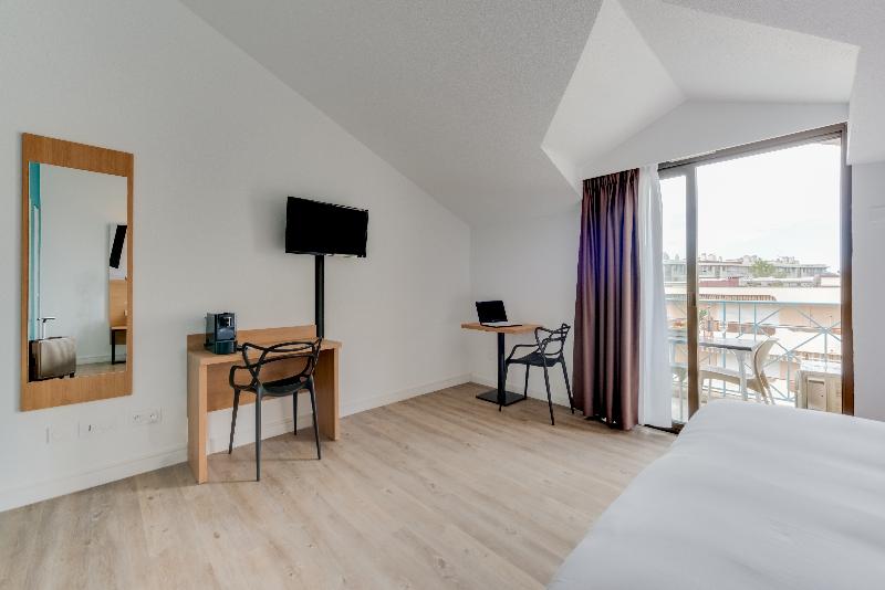 إستوديو قياسى, Residhotel Les Coralynes