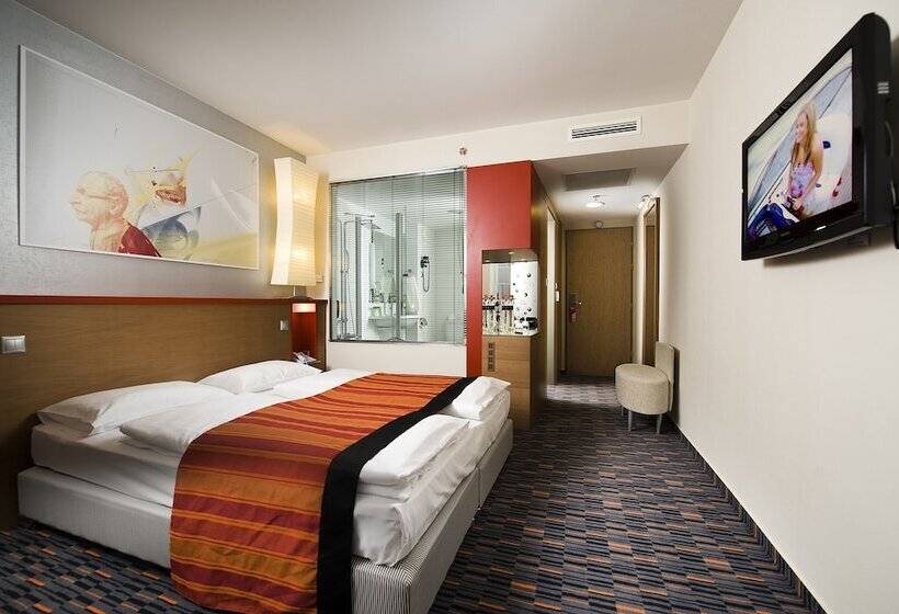 חדר סטנדרט לשלושה, Royal Park Boutique