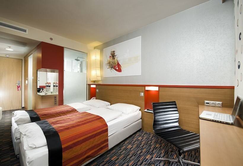 חדר סטנדרט לשלושה, Royal Park Boutique