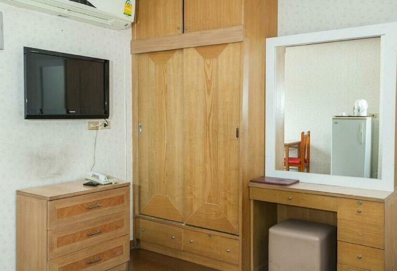 اتاق سوپریور, The Aiyapura Bangkok