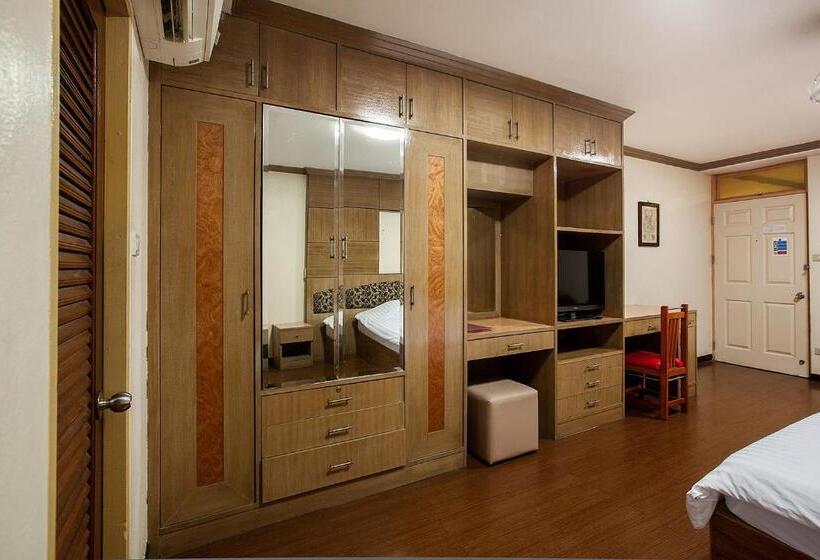 اتاق لوکس, The Aiyapura Bangkok