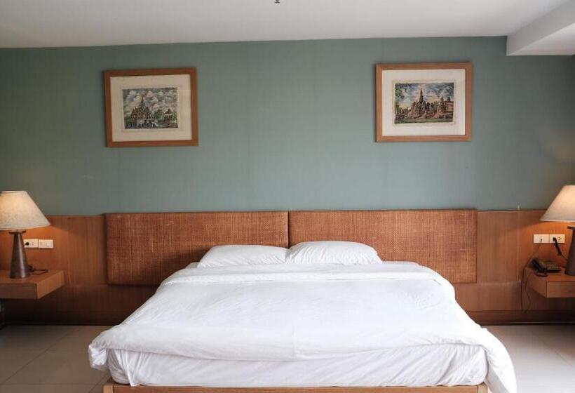 اتاق اجرایی, The Aiyapura Bangkok