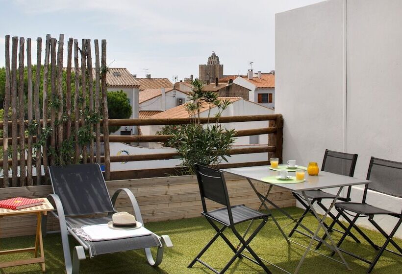 جناح جونيور, Vila De La Mar & Spa