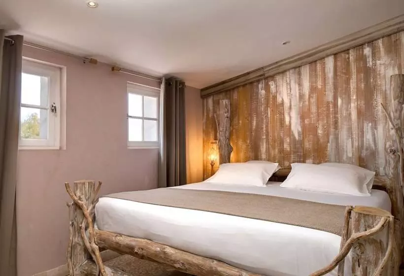 سوییت جونیور, Vila De La Mar & Spa
