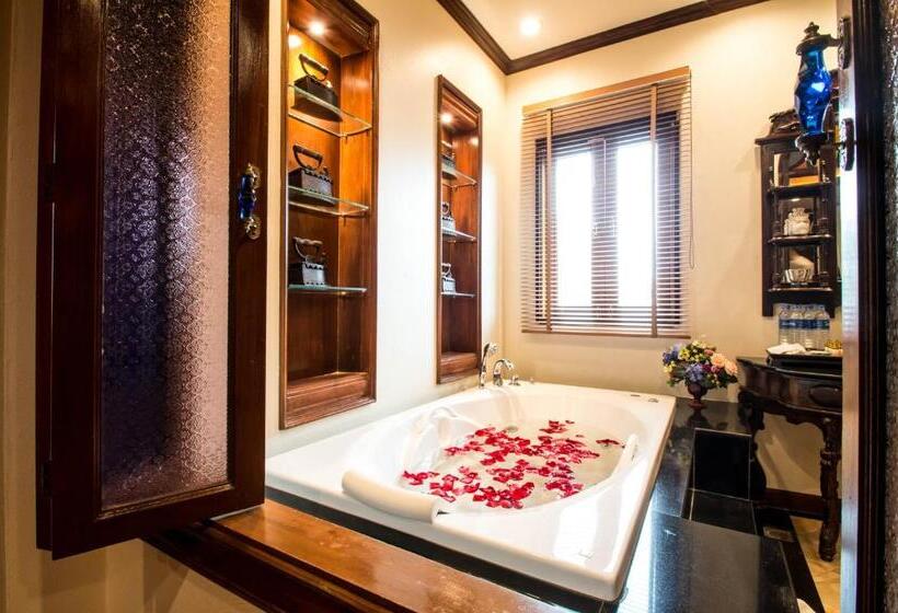 Люкс Deluxe Кровать Кинг, Villa Sirilanna