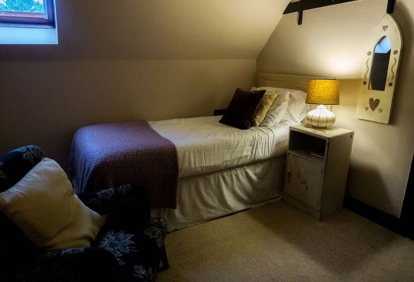 スタンダードトリプルルーム, Yann's At Glenearn House