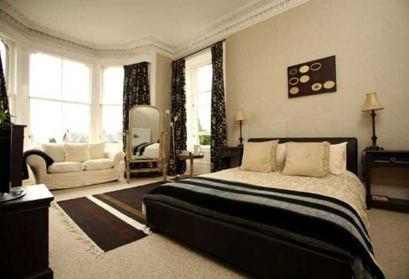 クラシックルーム, Yann's At Glenearn House