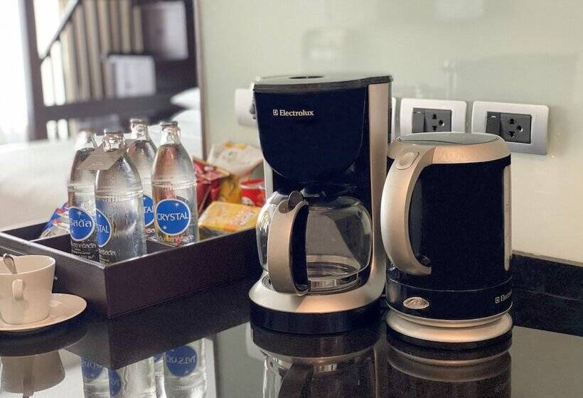 스탠다드 스튜디오 더블 침대, Marriott Executive Apartments Sukhumvit Park, Bangkok