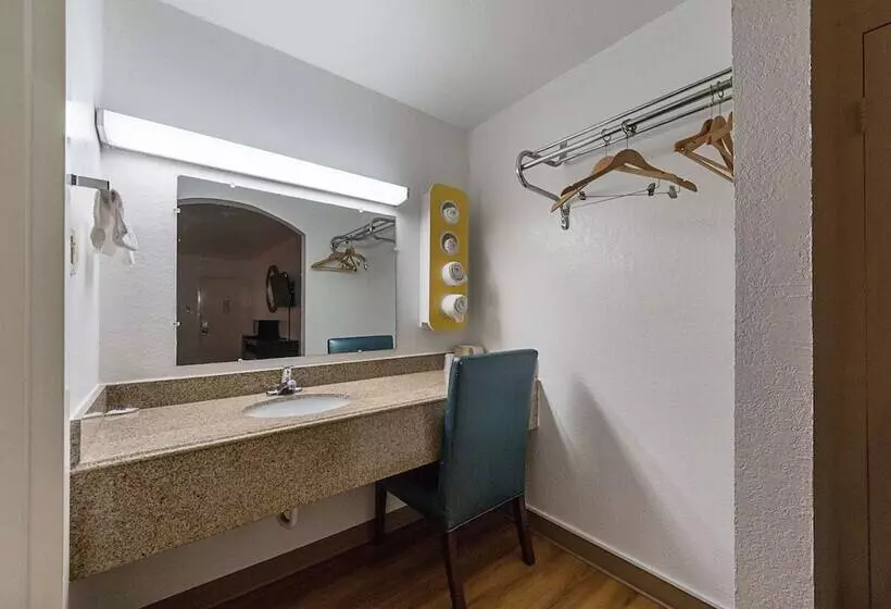 デラックスルーム, Motel 6 San Antonio Tx I10 West