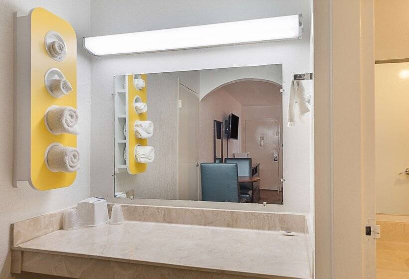 Номер Deluxe, Motel 6 San Antonio Tx I10 West
