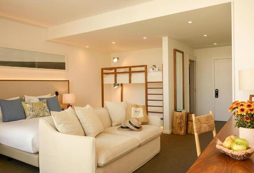 اتاق خانوادگی, Octant Evora