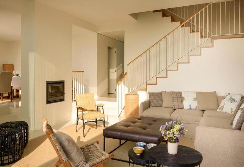 ویلای 3 خوابه با استخر, Octant Evora