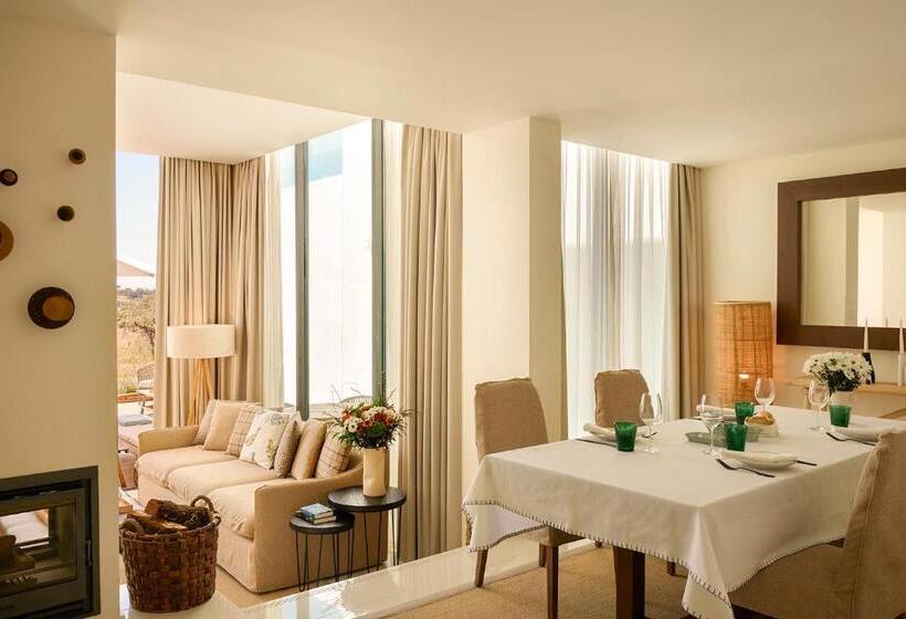 ویلای 2 خوابه, Octant Evora