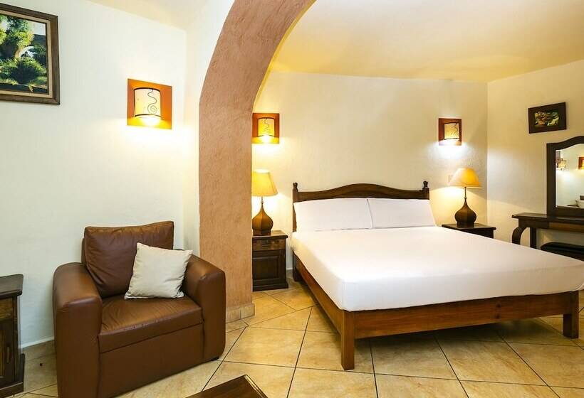 סוויטת ג'וניור, Casa Del Virrey Hotel And Suites