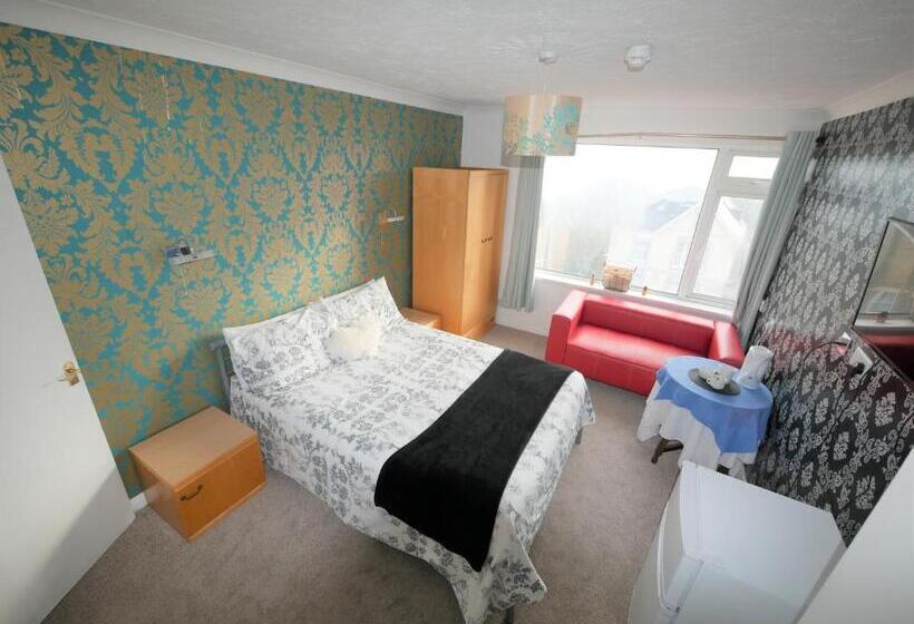 Номер Deluxe, Bourne Hall