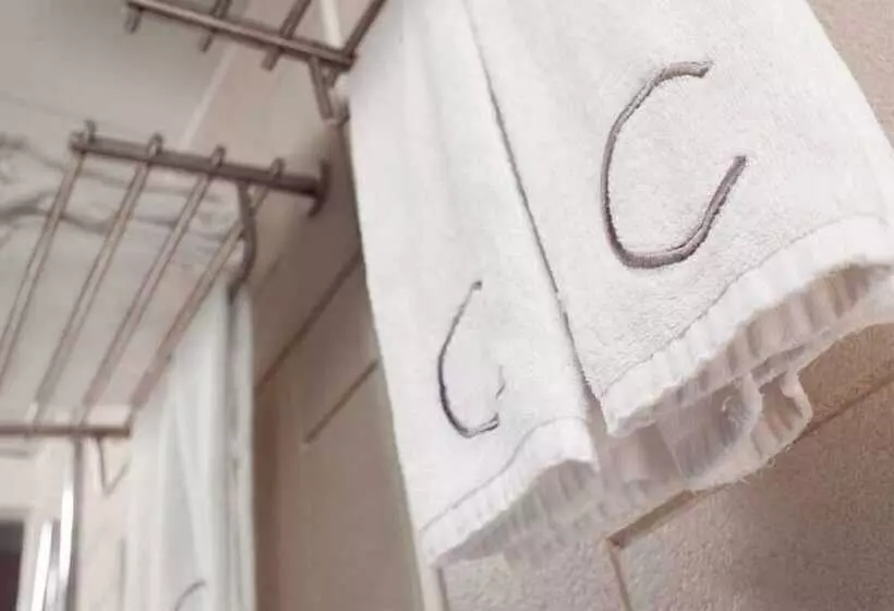 اتاق لوکس, Casa