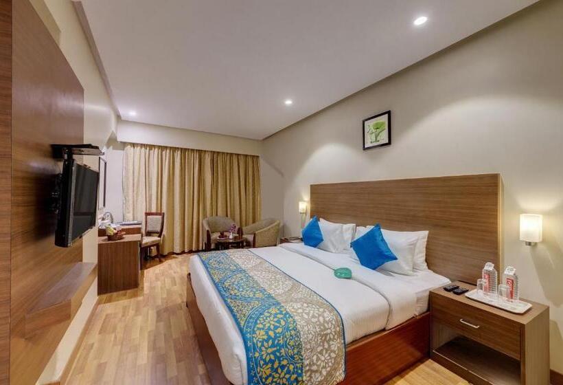 غرفة ديلوكس سرير كينج, The Caliph Hotel, Mumbai Near Powai Lake