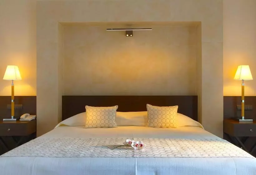 スイートクラブ シービュー, Elysium Resort & Spa