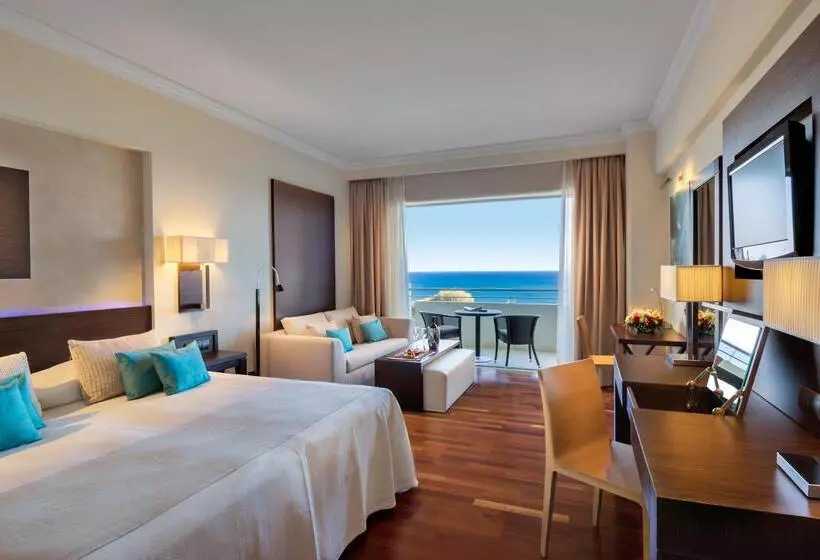 オーシャンビューのクラブルーム, Elysium Resort & Spa