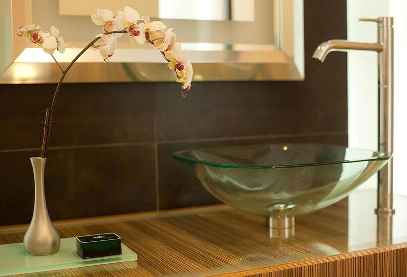 سوئیت جونیور کلوب با چشم‌انداز دریا, Elysium Resort & Spa