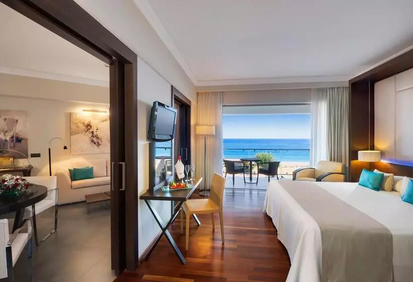 ジュニアスイートクラブ シービュー, Elysium Resort & Spa