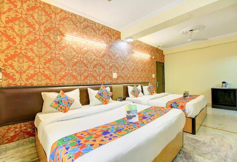 Familjerum, Fabhotel Le Heritage Karol Bagh