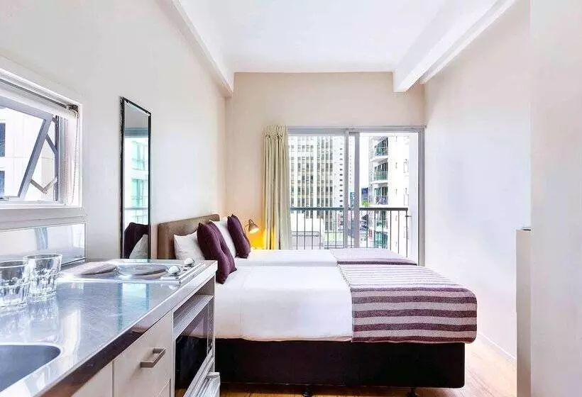 استودیوی استاندارد, Ibis Budget Auckland Central