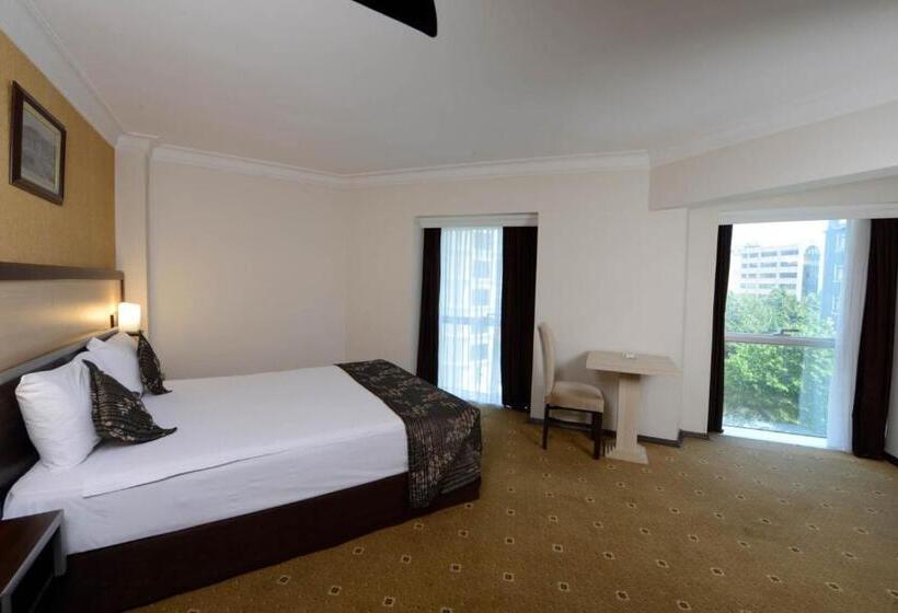 اتاق استاندارد, Ismira